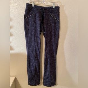 Athleta joggers casual pants